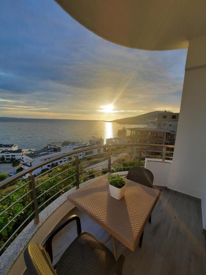 Nora'S Guesthouse Saranda Extérieur photo