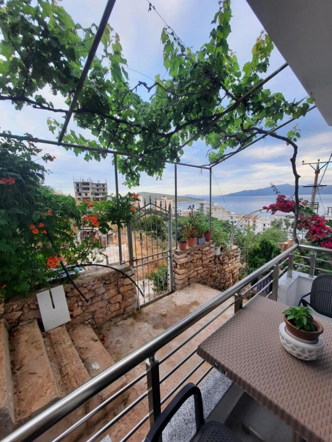 Nora'S Guesthouse Saranda Extérieur photo