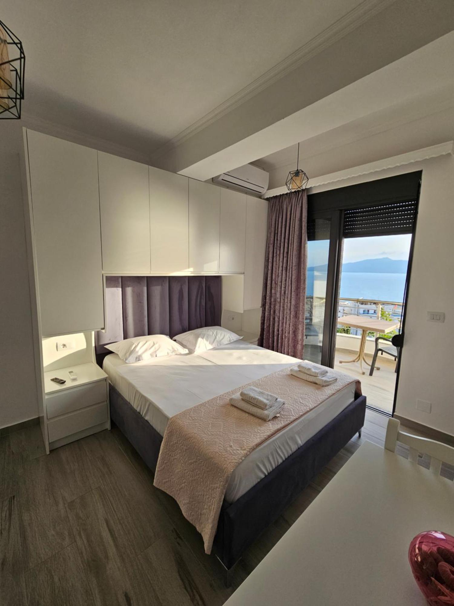 Nora'S Guesthouse Saranda Extérieur photo